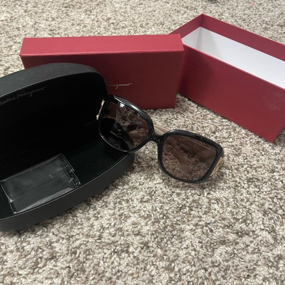 Salvatore Ferragamo sunglasses